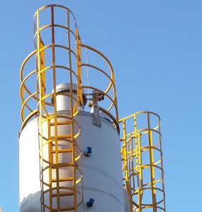 Stainless steel silo and jet filter