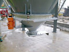 Vibrating silo bin bottom